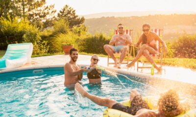 saját medence úszás